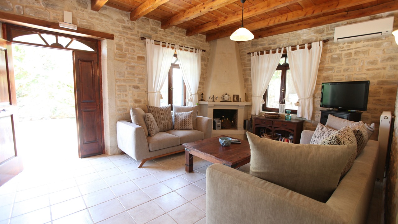 Photo of Livingroom in Atsipópoulon