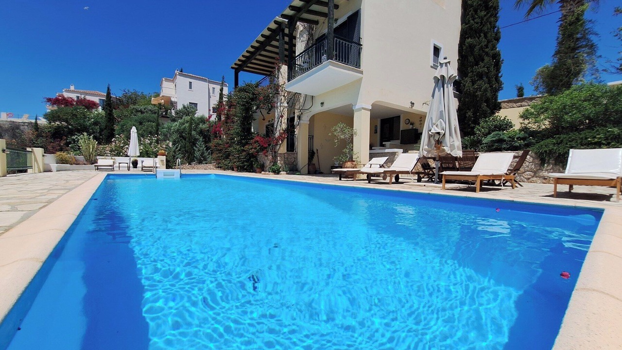 Photo of Outdoor in Agios Emilianos