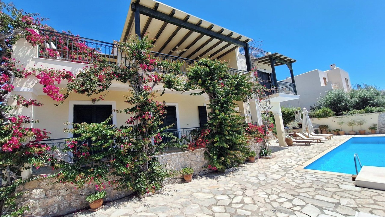 Photo of Outdoor in Agios Emilianos