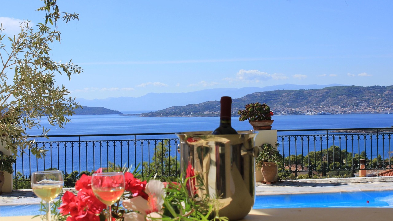 Photo of Outdoor in Agios Emilianos
