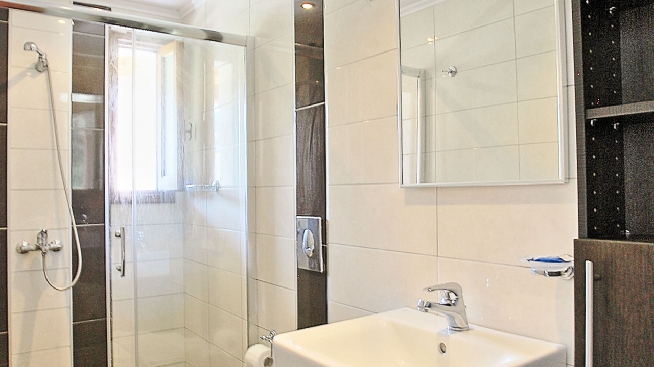 Photo of Bedroom in Almiros Beach