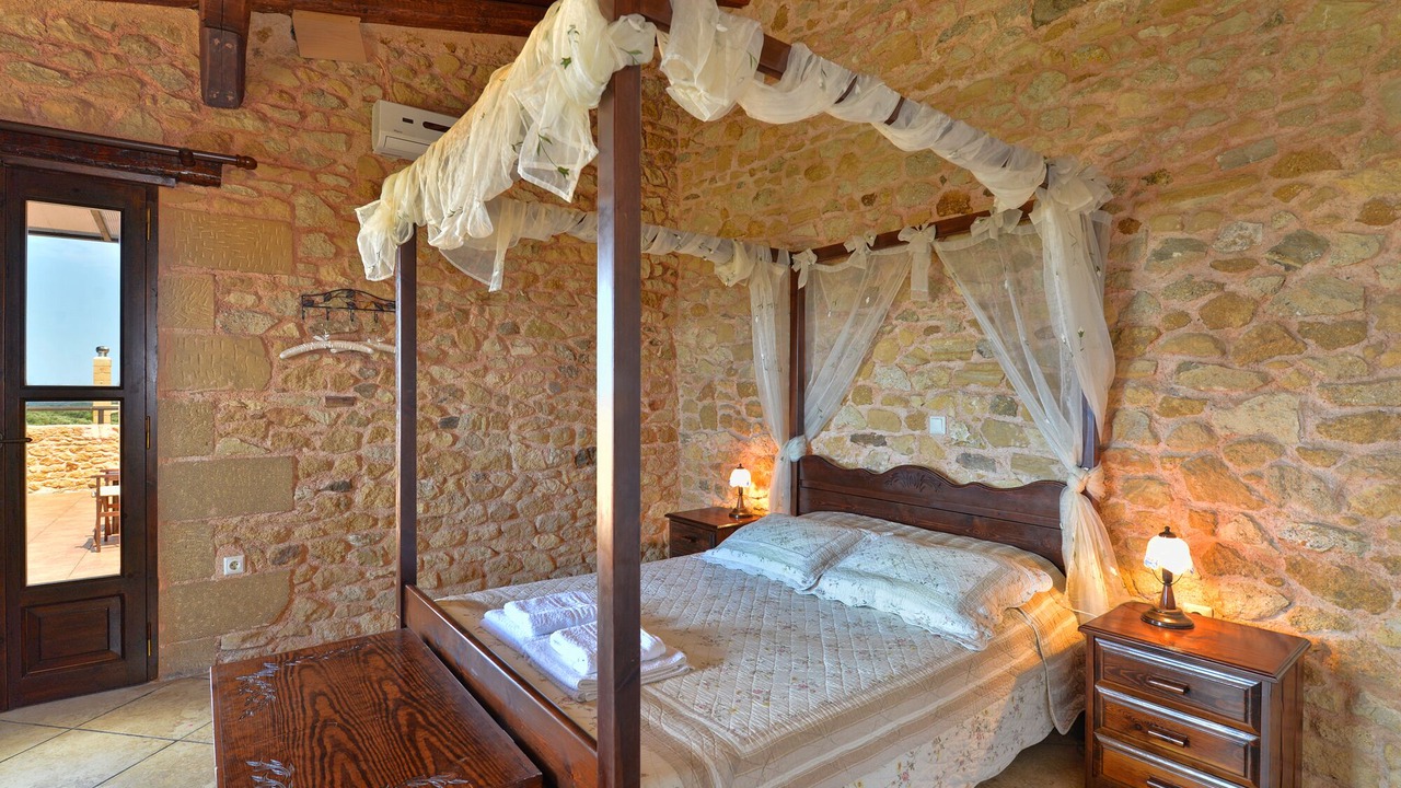 Photo of Bedroom in Xirokampi
