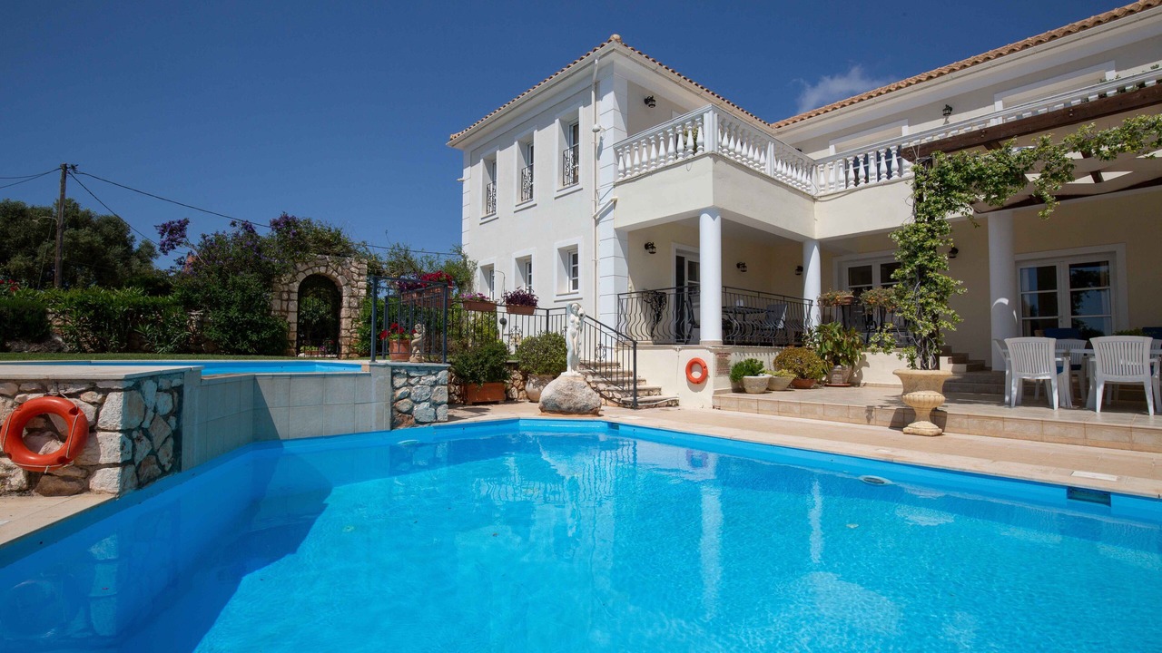 Photo of Outdoor in Karavados