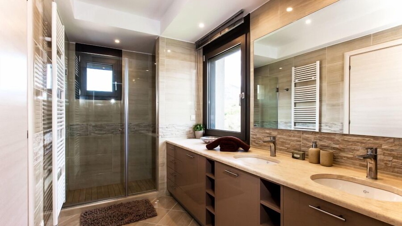 Photo of Bathroom in Kounelion