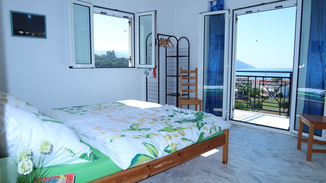 Photo of Bedroom in Foinikounta