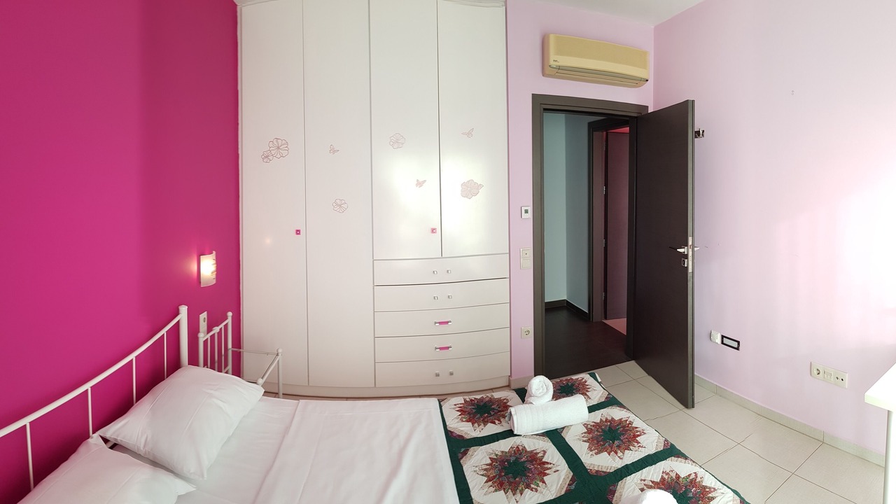 Photo of Bedroom in Lefkakia