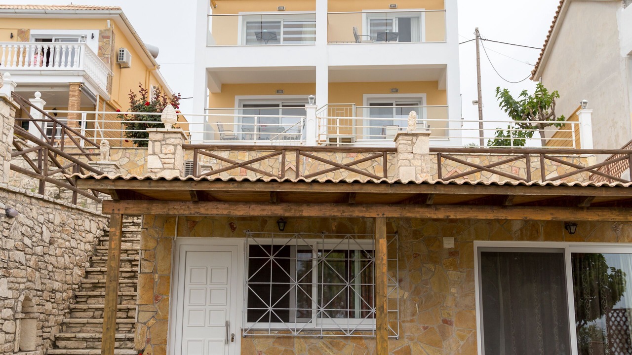 Photo of Patio Balcony in Alykes