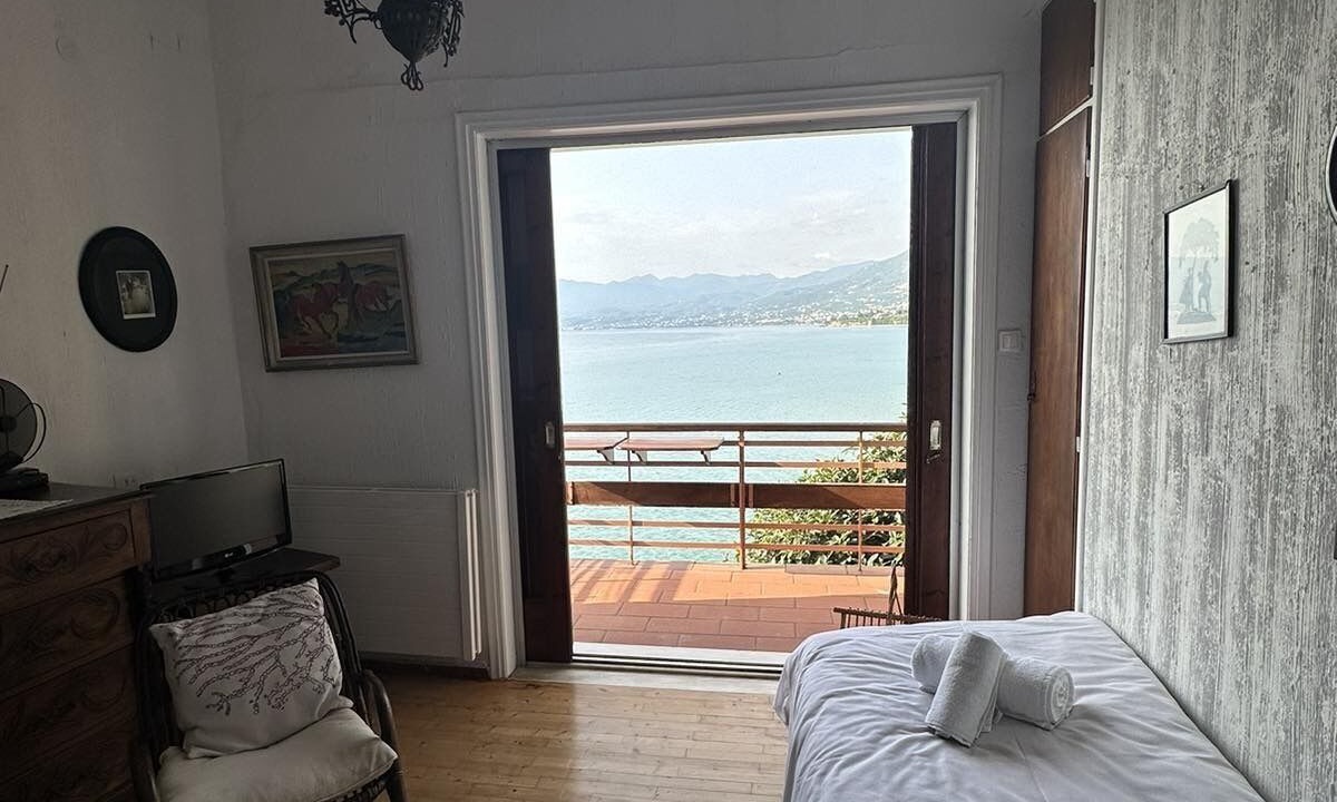 Photo of Bedroom in Diasella