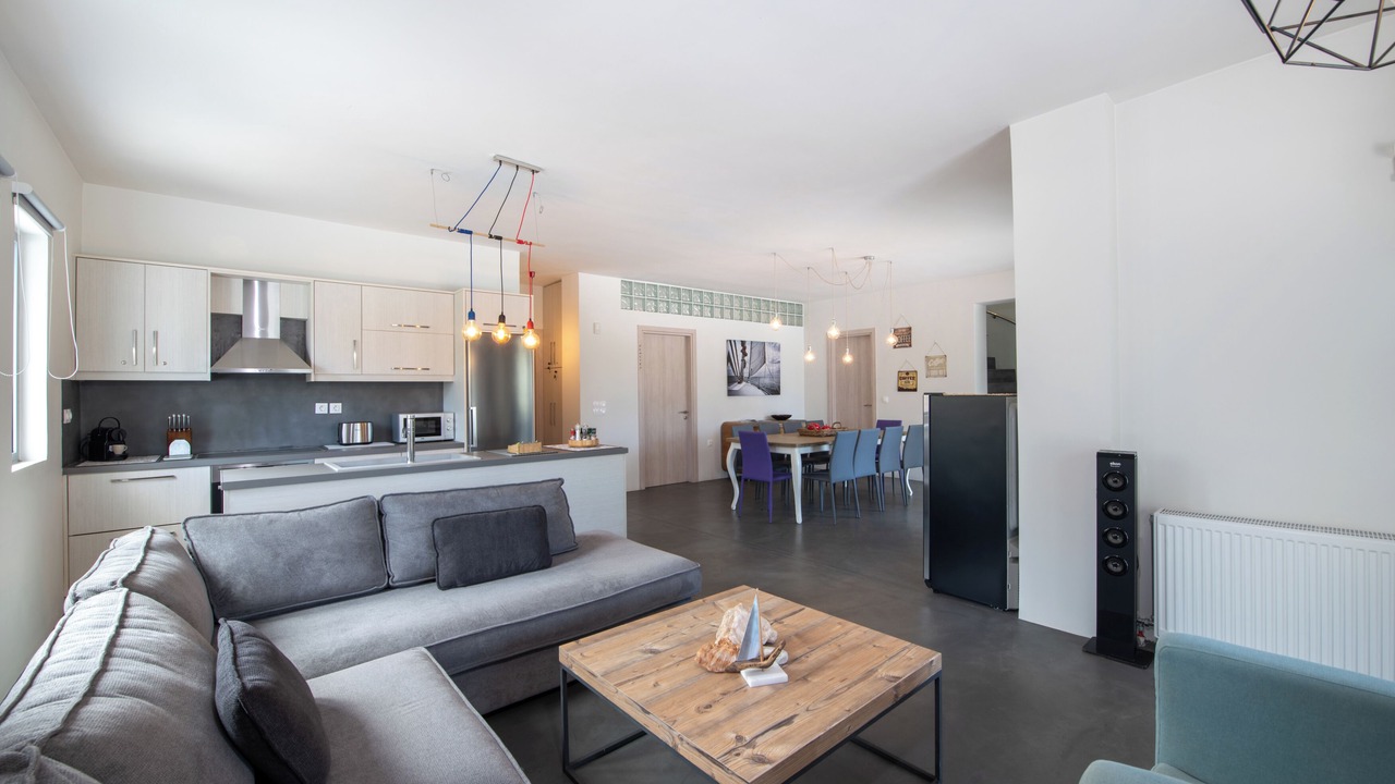 Photo of Livingroom in Litsarda