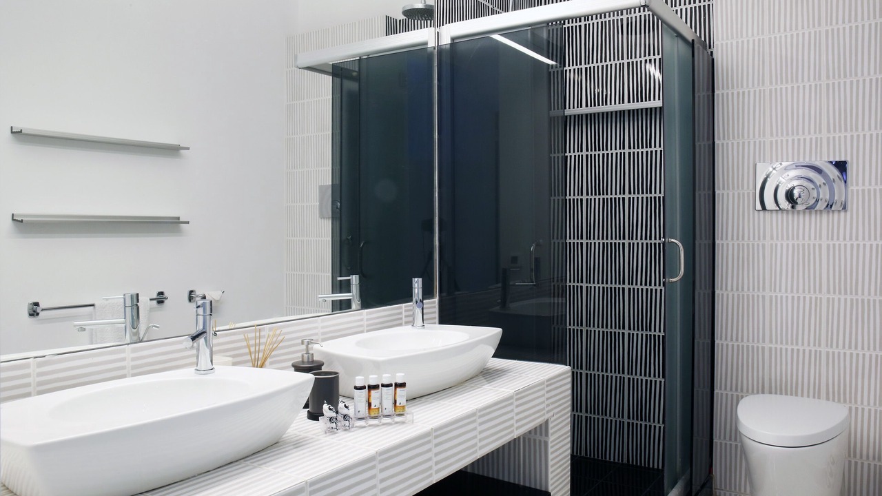 Photo of Bathroom in Marathon
