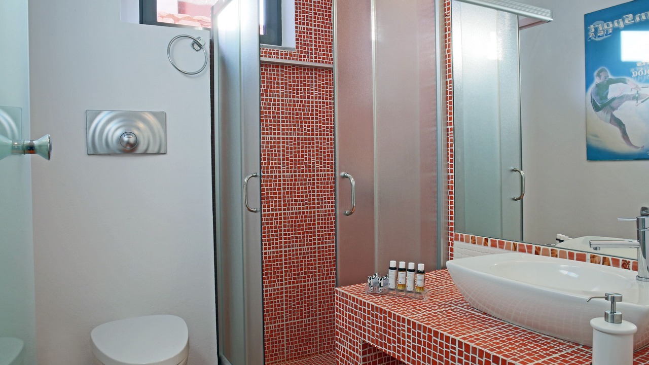 Photo of Bathroom in Marathon