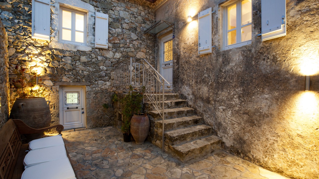 Photo of Outdoor in Mesovounia