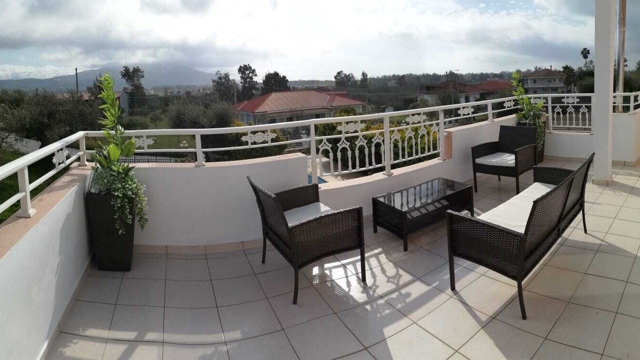 Photo of Patio Balcony in Agrilia
