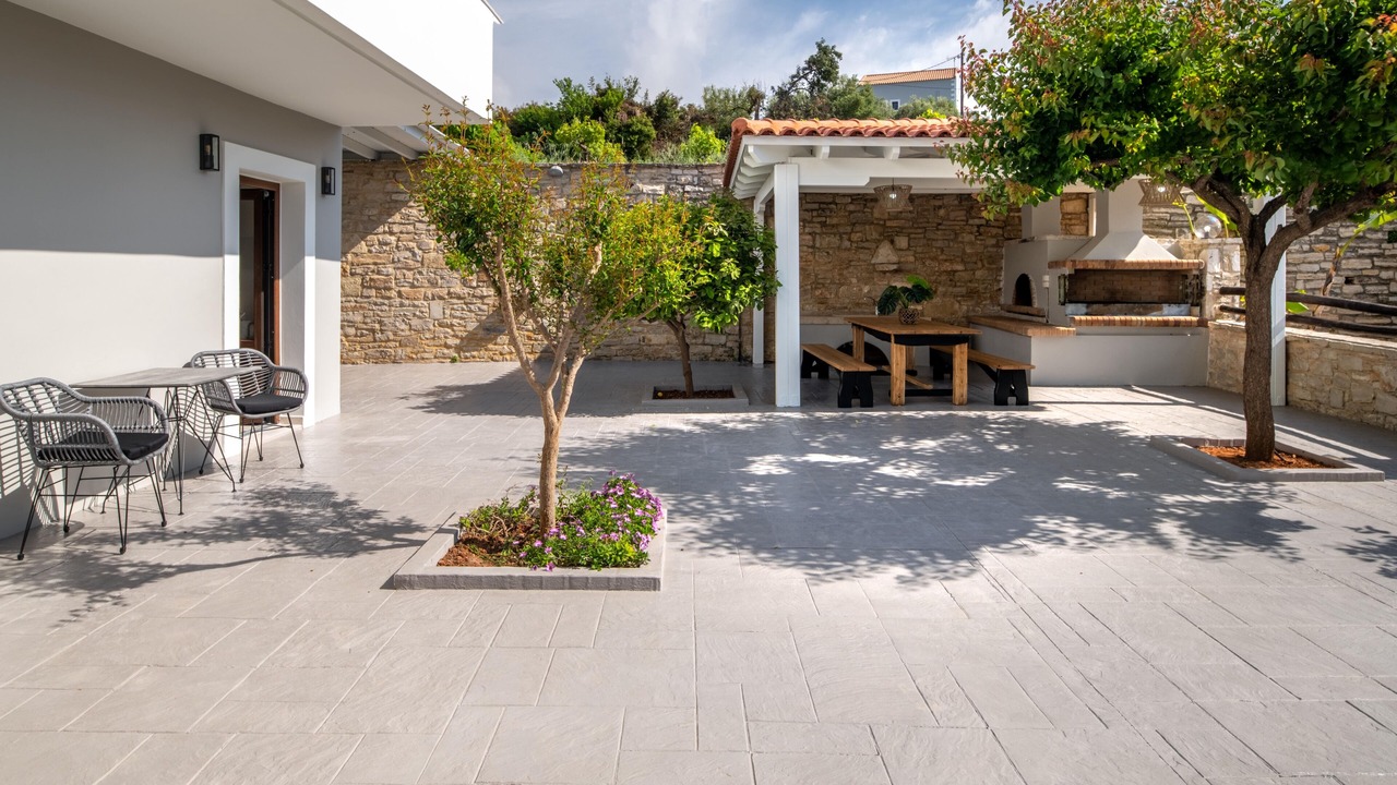 Photo of Outdoor in Dafni
