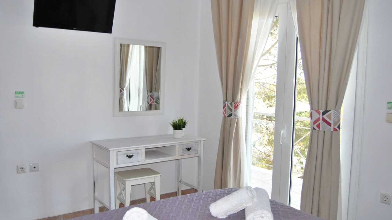 Photo of Bedroom in Chorafakia