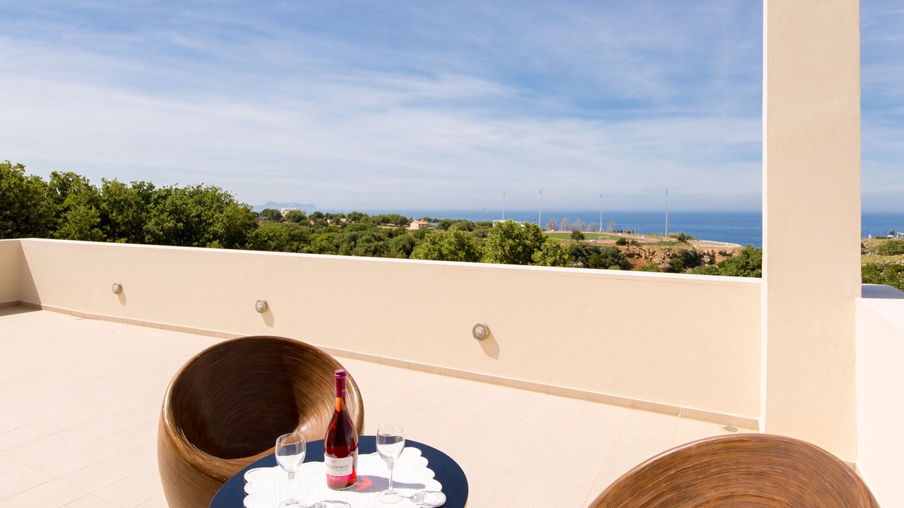Photo of Patio Balcony in Atsipópoulon