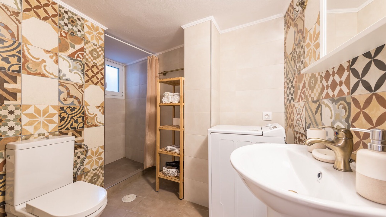 Photo of Bathroom in Kinosargous