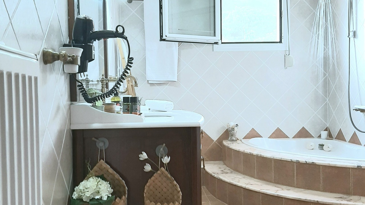 Photo of Bathroom in Agía Eiríni