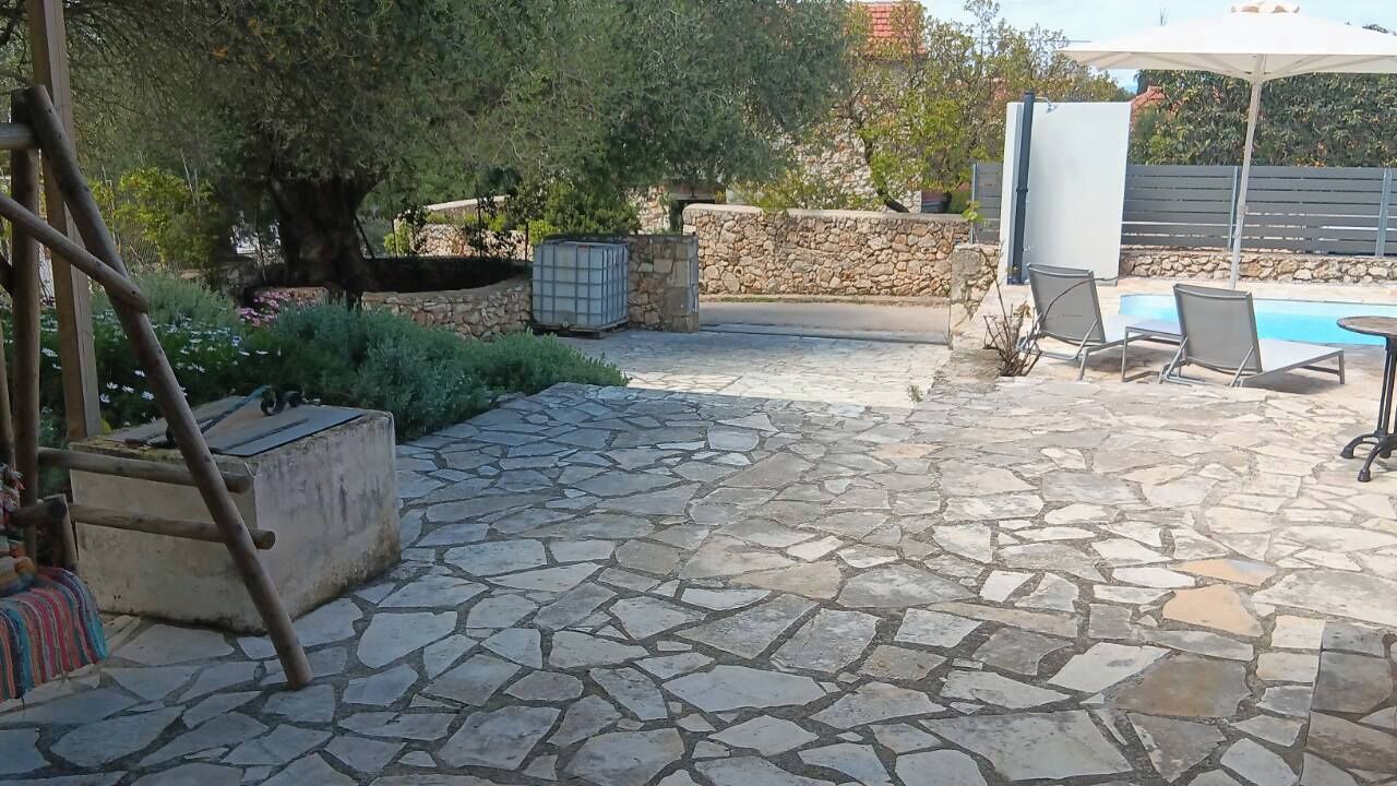 Photo of Patio Balcony in Antipata