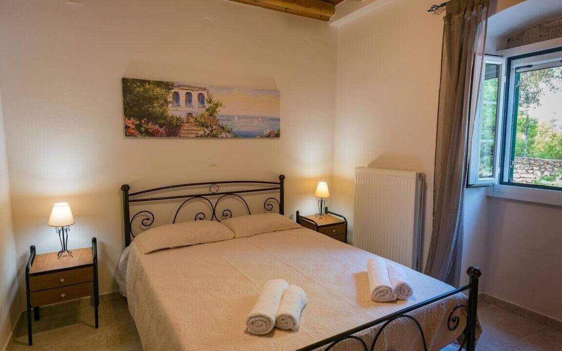 Photo of Bedroom in Antipata