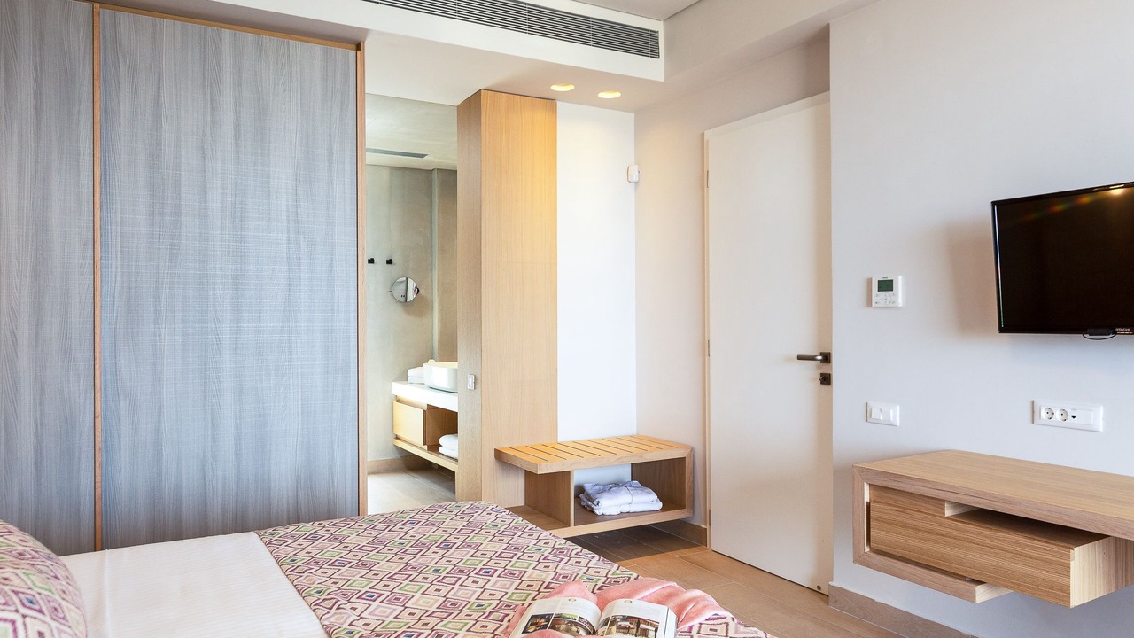 Photo of Bedroom in Platanias Town
