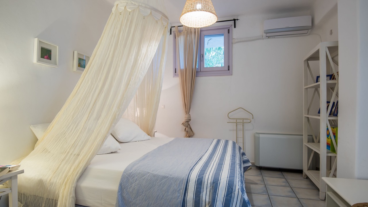 Photo of Bedroom in Paros