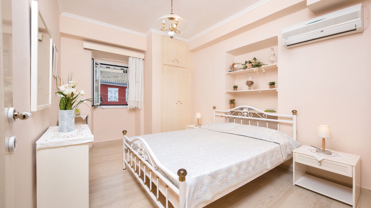 Photo of Bedroom in Sinarades