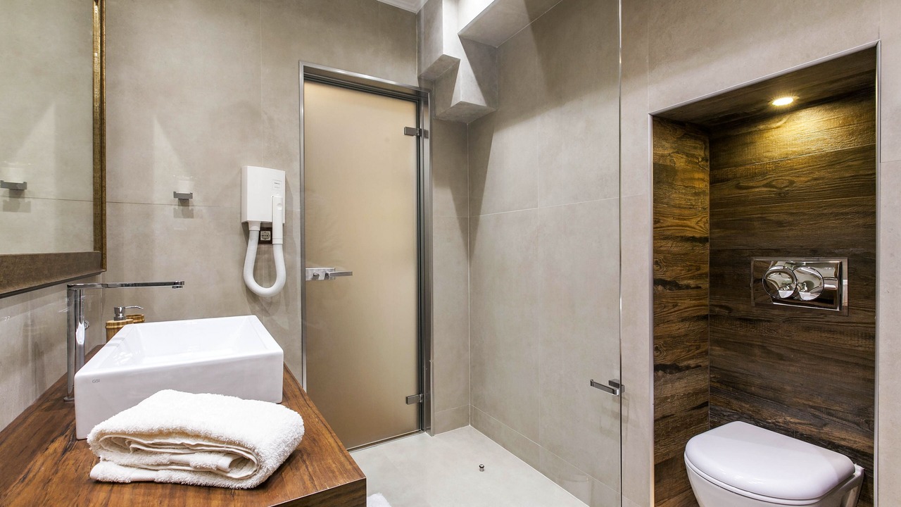 Photo of Bathroom in Plaka