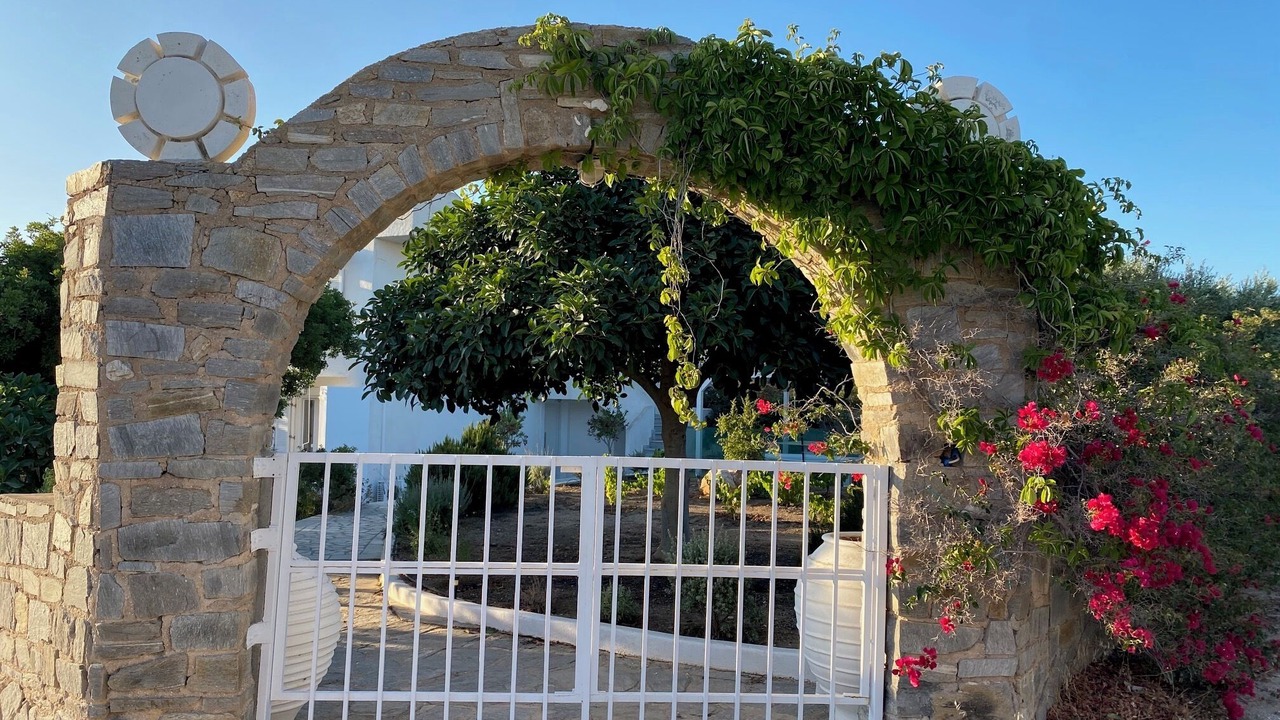 Photo of Outdoor in Aliki