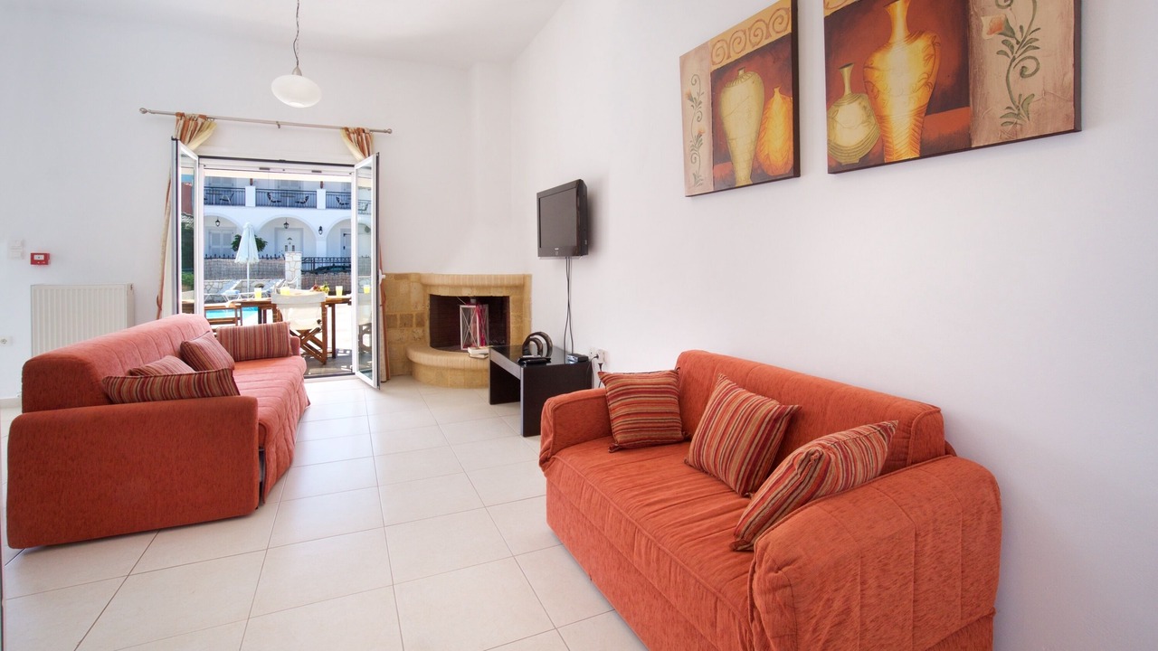 Photo of Livingroom in Karavomylos