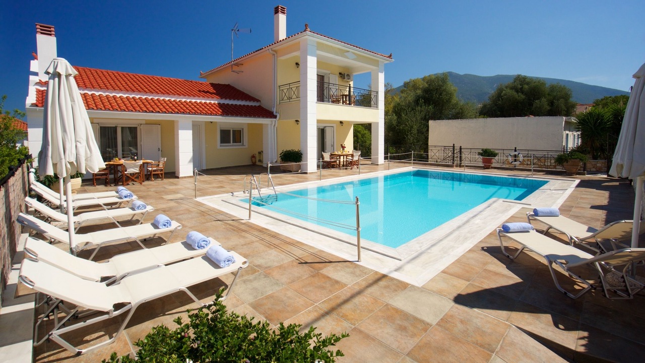 Photo of Outdoor in Karavomylos