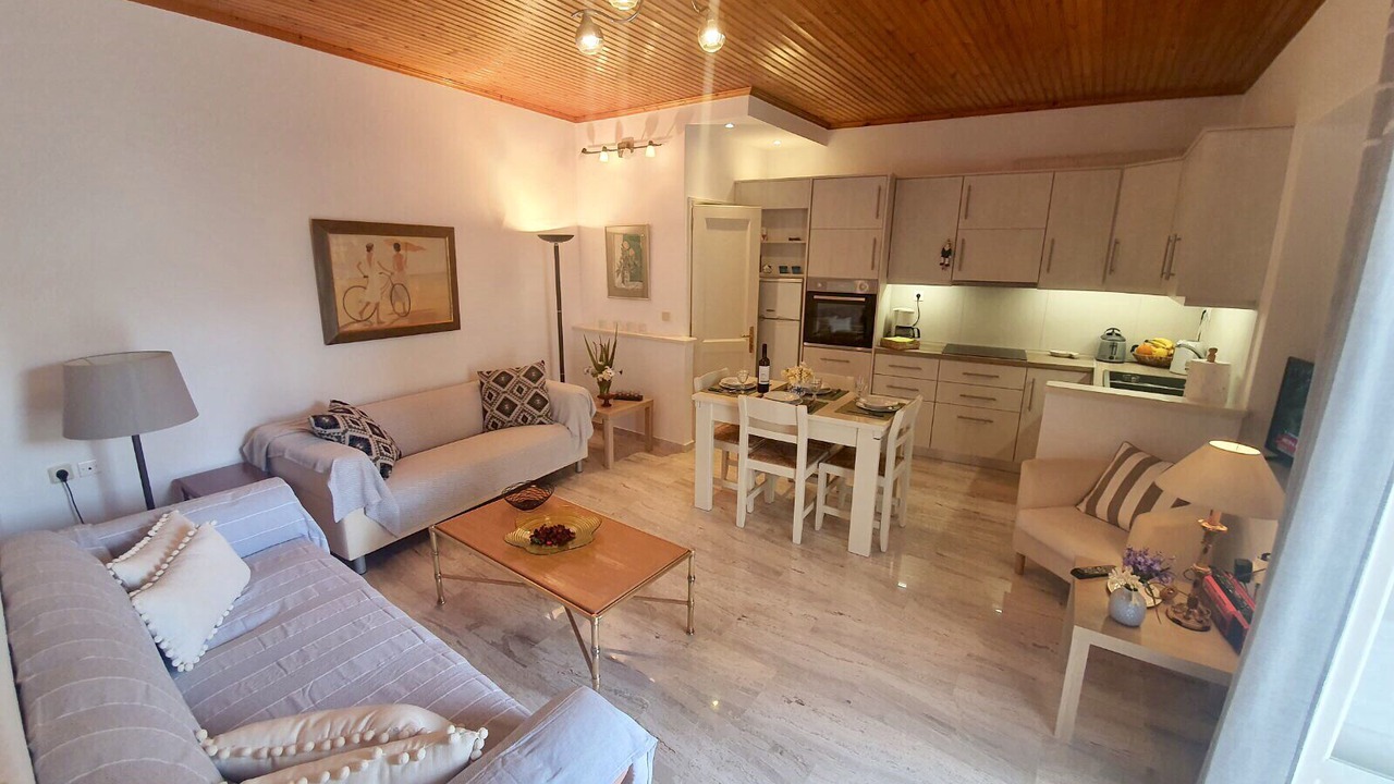 Photo of Livingroom in Hydra