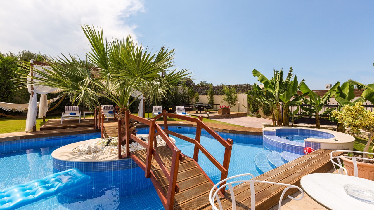Photo of Outdoor in Roumeli