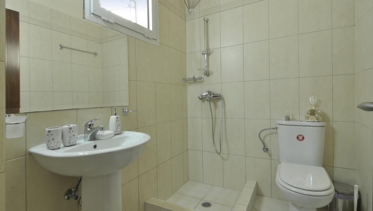 Photo of Bathroom in Barbati