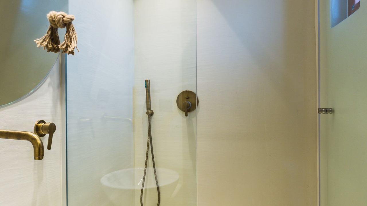 Photo of Bathroom in Roumeli