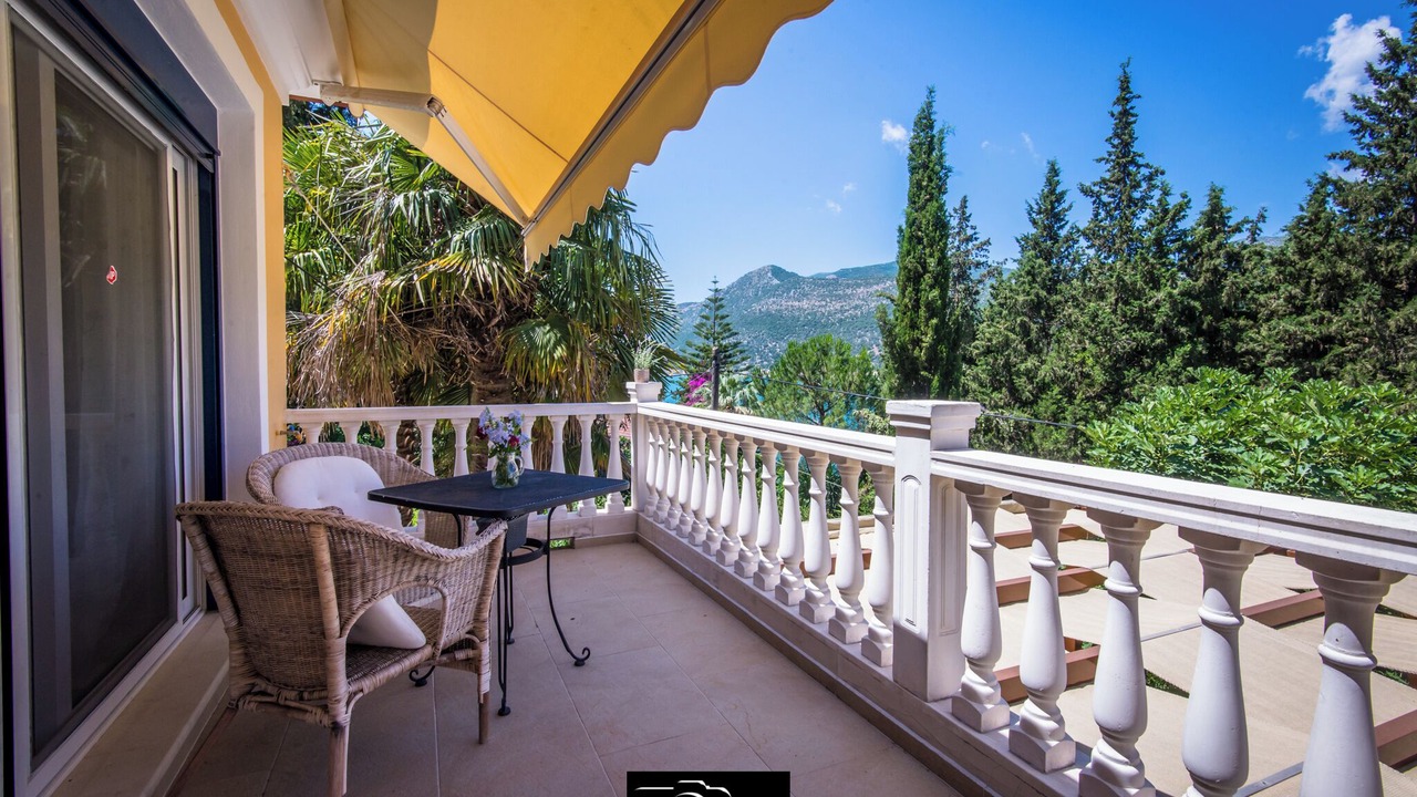 Photo of Outdoor in Geni