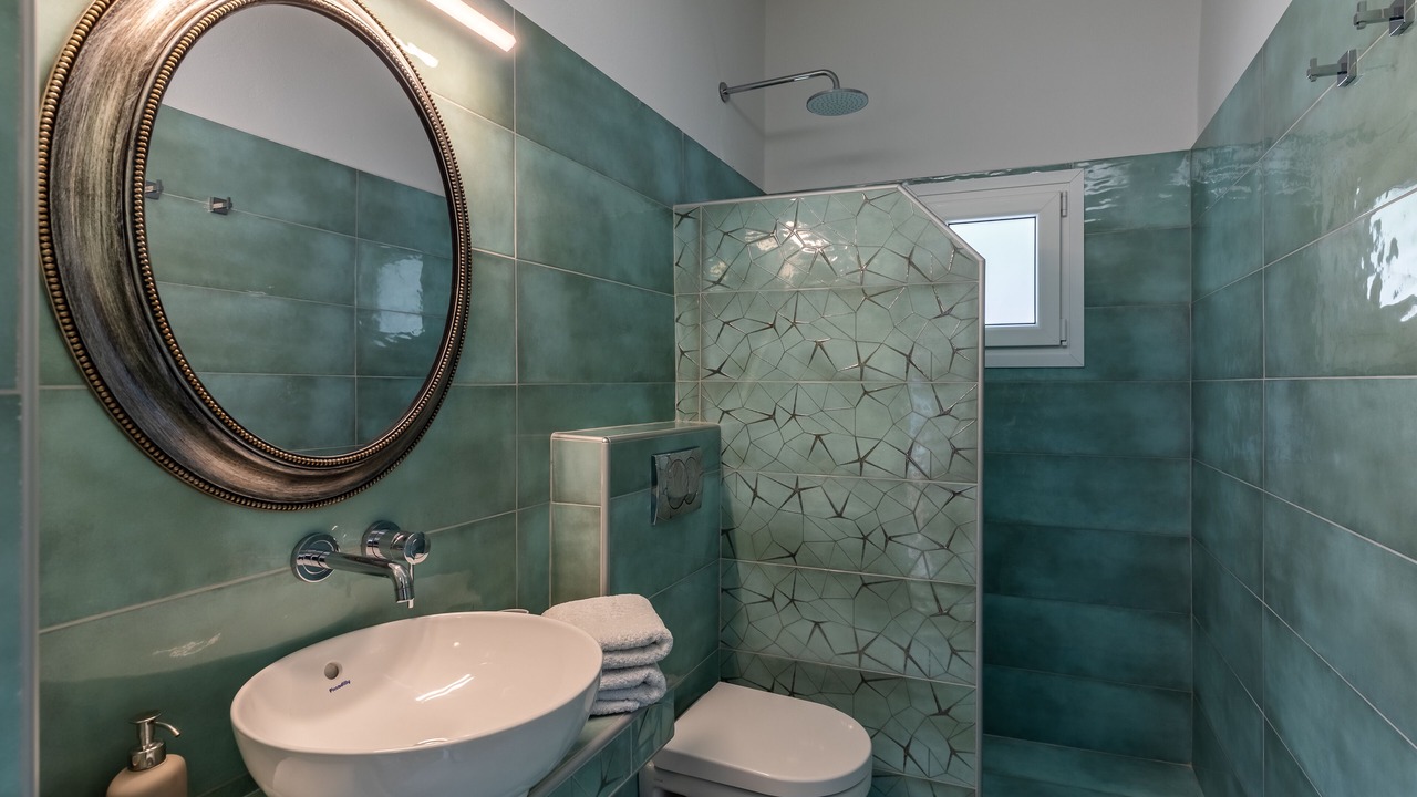 Photo of Bathroom in Alikias