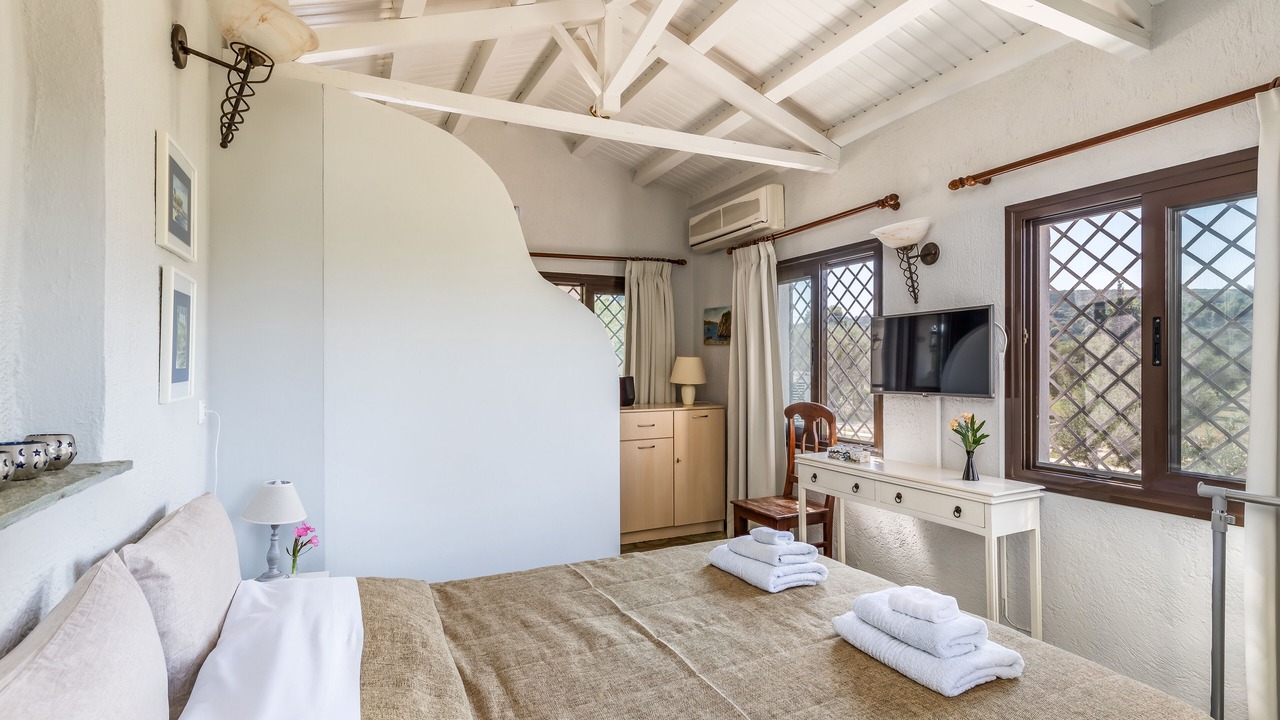 Photo of Bedroom in Alikias