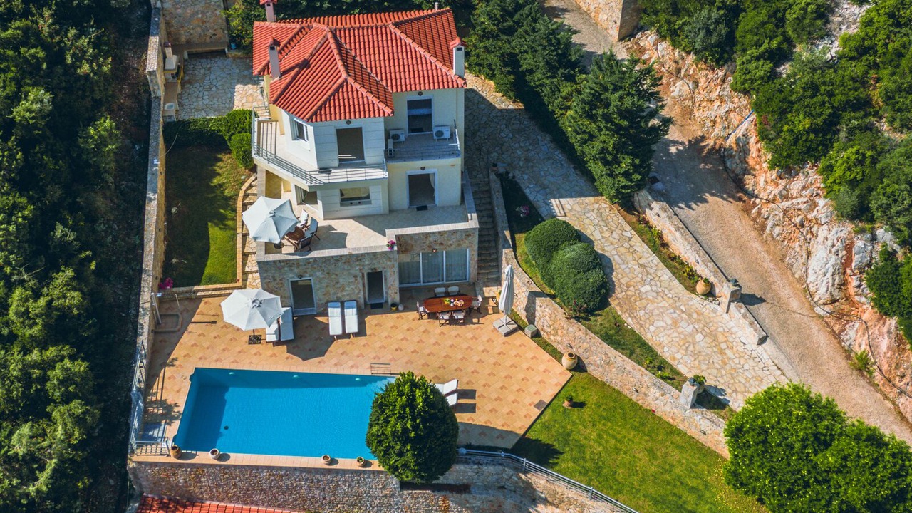 Photo of Outdoor in Melissopetra