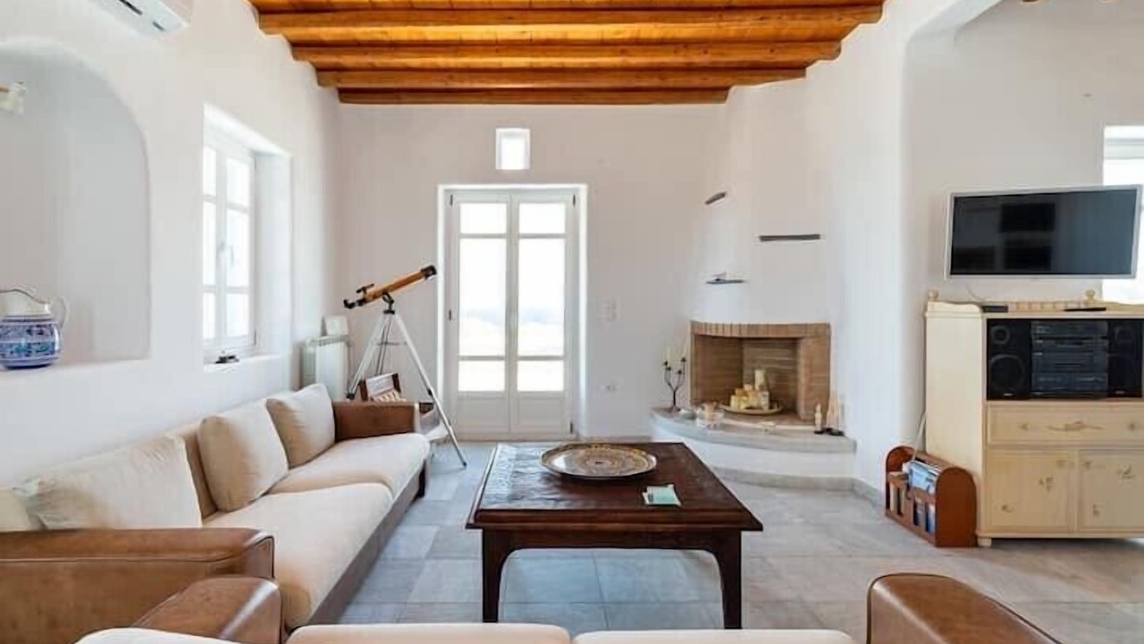 Photo of Livingroom in Ano Mera