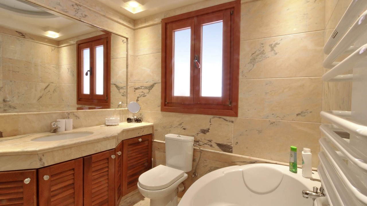Photo of Bathroom in Kanoni