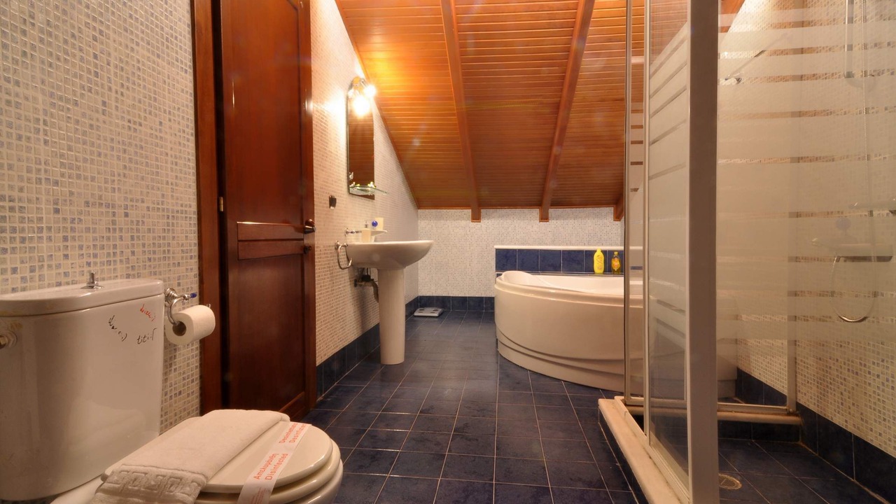 Photo of Bathroom in Kanoni