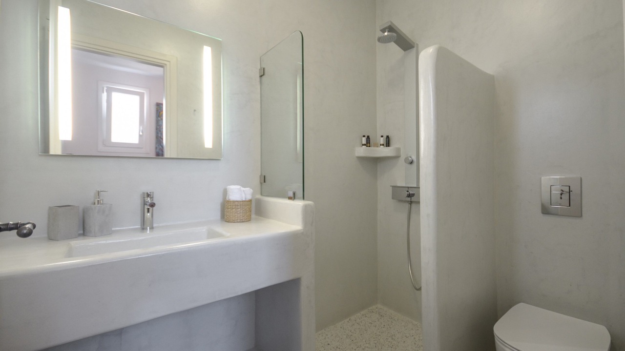 Photo of Bathroom in Plaka