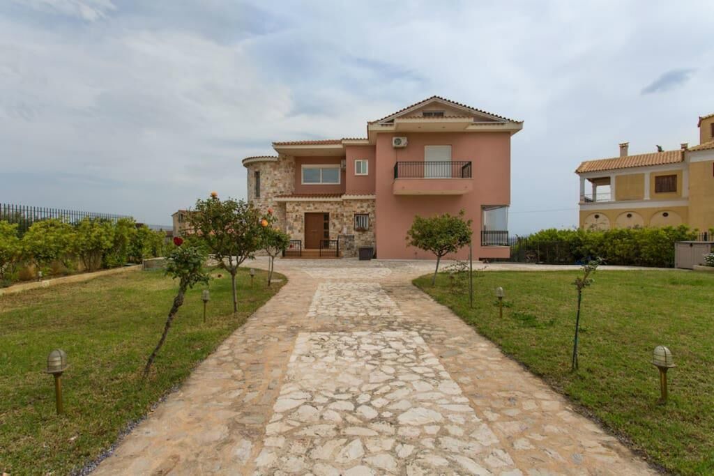 Photo of Outdoor in Rafina