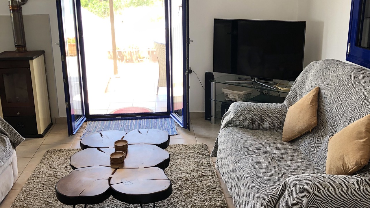 Photo of Livingroom in Tavronitis