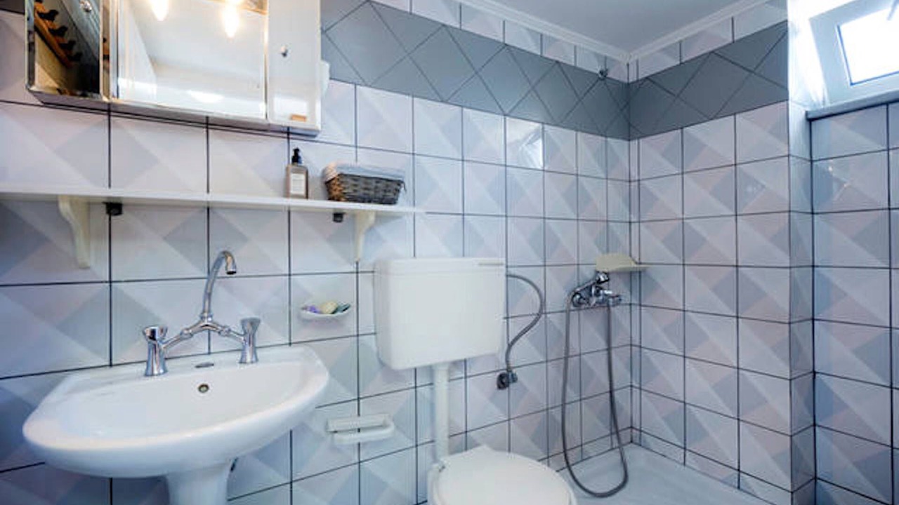 Photo of Bathroom in Souda