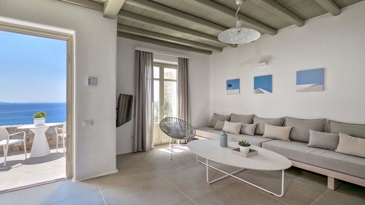 Photo of Livingroom in Tourlos