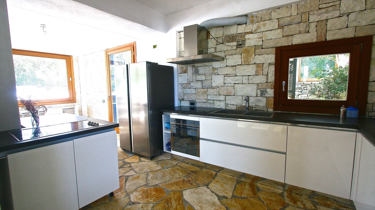Photo of Kitchen in Katsimatika