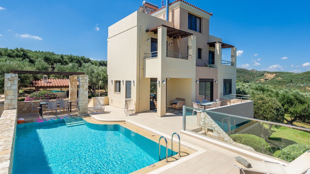 Photo of Outdoor in Stalos
