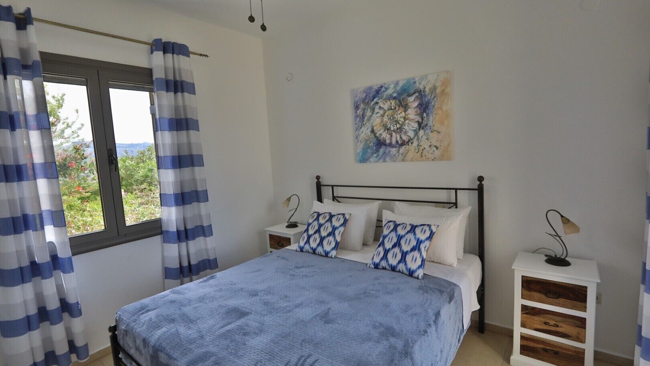 Photo of Bedroom in Monopari